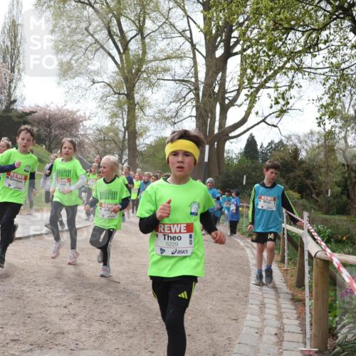 25.04.2026 - Das Zehntel Zöllner http://msf.ph/oto/9584009 25.04.2026 10:44:40 Laufen 5229, 14 meine-sportfotos.de