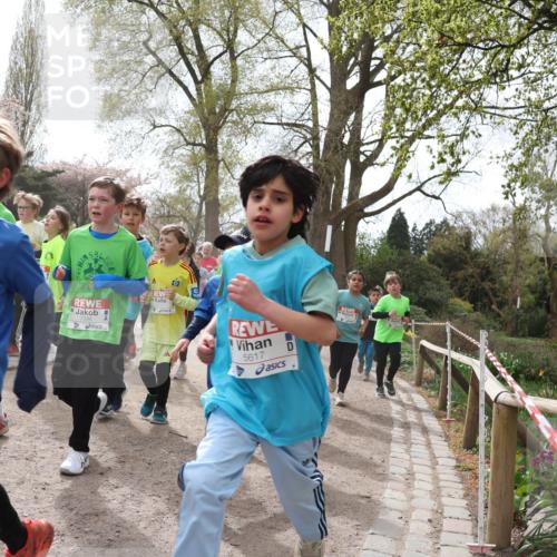 25.04.2026 - Das Zehntel Zöllner http://msf.ph/oto/9584016 25.04.2026 10:44:44 Laufen 308, 5617, 4, 10 meine-sportfotos.de