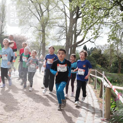 25.04.2026 - Das Zehntel Zöllner http://msf.ph/oto/9584024 25.04.2026 10:44:48 Laufen 5479 meine-sportfotos.de