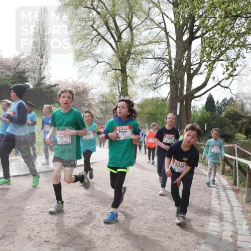 25.04.2026 - Das Zehntel Zöllner http://msf.ph/oto/9584030 25.04.2026 10:44:50 Laufen 7868 meine-sportfotos.de