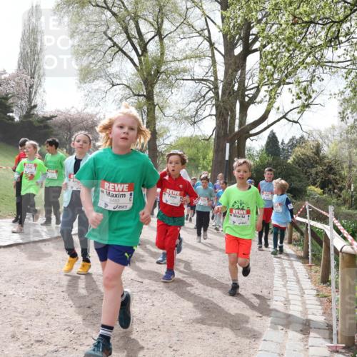 25.04.2026 - Das Zehntel Zöllner http://msf.ph/oto/9584042 25.04.2026 10:44:58 Laufen 6483 meine-sportfotos.de