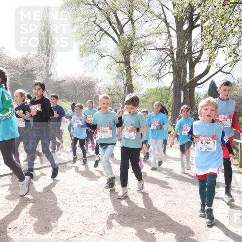 25.04.2026 - Das Zehntel Zöllner http://msf.ph/oto/9584046 25.04.2026 10:45:00 Laufen 7660 meine-sportfotos.de