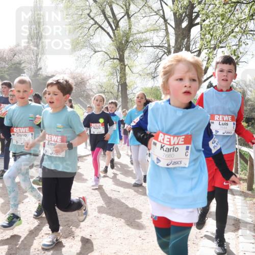 25.04.2026 - Das Zehntel Zöllner http://msf.ph/oto/9584048 25.04.2026 10:45:01 Laufen 7469, 7420, 7660, 7644 meine-sportfotos.de