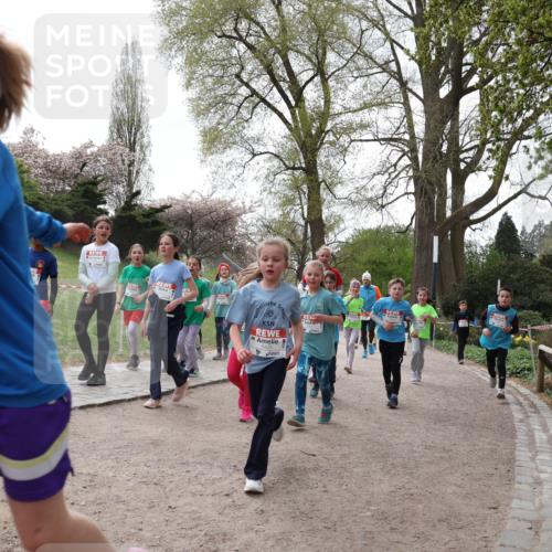 25.04.2026 - Das Zehntel Zöllner http://msf.ph/oto/9584090 25.04.2026 10:45:21 Laufen 8071, 30 meine-sportfotos.de