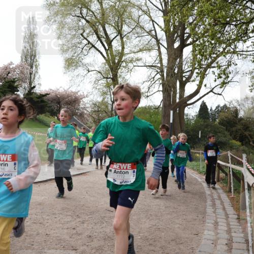 25.04.2026 - Das Zehntel Zöllner http://msf.ph/oto/9584107 25.04.2026 10:45:27 Laufen 5716, 7772 meine-sportfotos.de