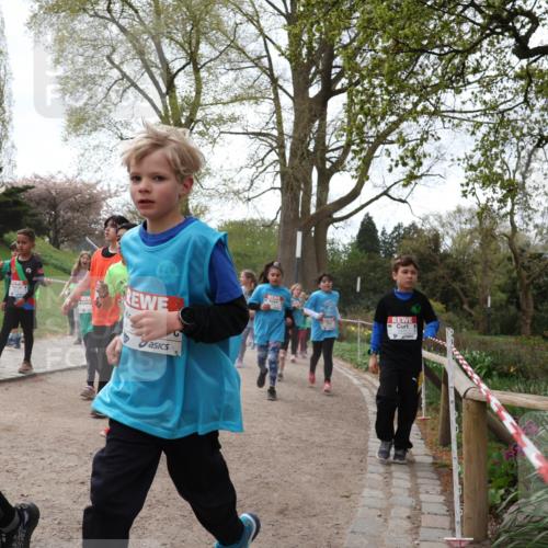 25.04.2026 - Das Zehntel Zöllner http://msf.ph/oto/9584117 25.04.2026 10:45:30 Laufen 77 meine-sportfotos.de