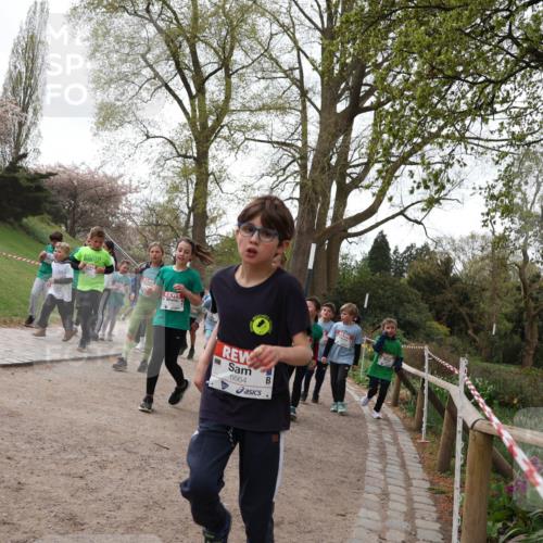 25.04.2026 - Das Zehntel Zöllner http://msf.ph/oto/9584164 25.04.2026 10:45:46 Laufen 6664 meine-sportfotos.de