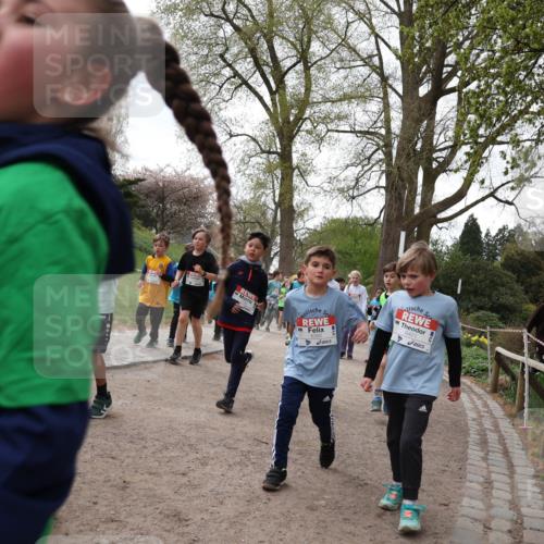 25.04.2026 - Das Zehntel Zöllner http://msf.ph/oto/9584171 25.04.2026 10:45:50 Laufen 6401 meine-sportfotos.de