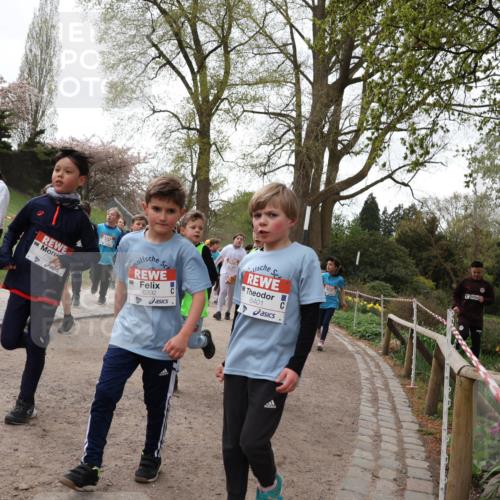 25.04.2026 - Das Zehntel Zöllner http://msf.ph/oto/9584173 25.04.2026 10:45:50 Laufen 778, 6392, 6401 meine-sportfotos.de