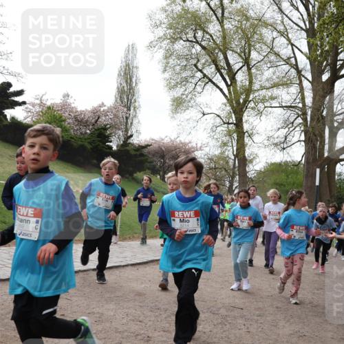 25.04.2026 - Das Zehntel Zöllner http://msf.ph/oto/9584176 25.04.2026 10:45:52 Laufen 69, 5714 meine-sportfotos.de
