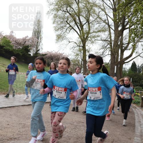 25.04.2026 - Das Zehntel Zöllner http://msf.ph/oto/9584178 25.04.2026 10:45:53 Laufen 6440, 6814, 6839, 6815 meine-sportfotos.de