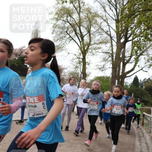 25.04.2026 - Das Zehntel Zöllner http://msf.ph/oto/9584180 25.04.2026 10:45:54 Laufen 6839, 6815 meine-sportfotos.de