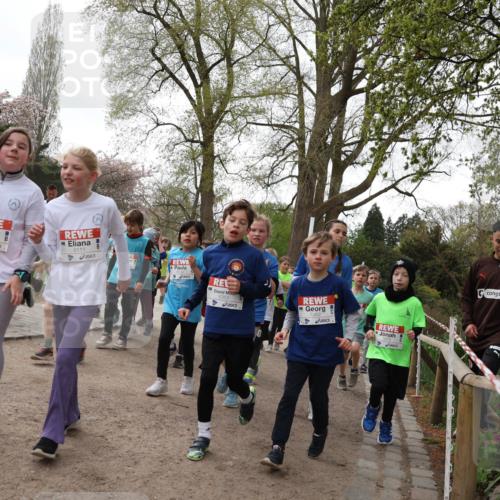 25.04.2026 - Das Zehntel Zöllner http://msf.ph/oto/9584182 25.04.2026 10:45:55 Laufen 5115, 5111, 5353 meine-sportfotos.de
