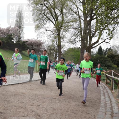 25.04.2026 - Das Zehntel Zöllner http://msf.ph/oto/9584205 25.04.2026 10:46:05 Laufen 7993 meine-sportfotos.de