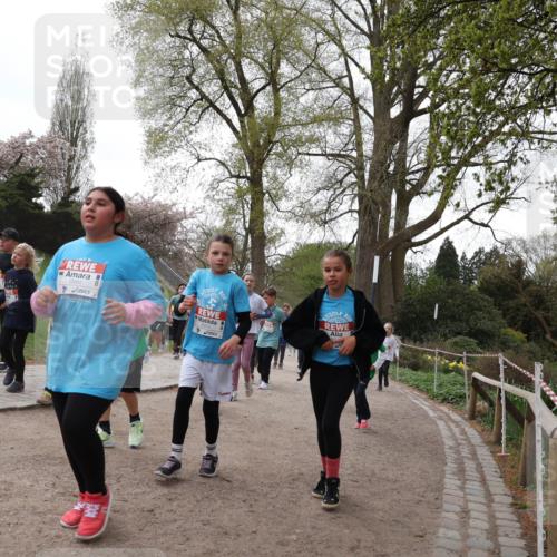 25.04.2026 - Das Zehntel Zöllner http://msf.ph/oto/9584230 25.04.2026 10:46:11 Laufen 10 meine-sportfotos.de