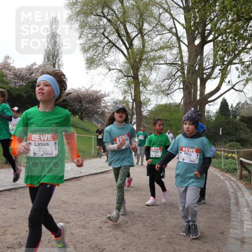 25.04.2026 - Das Zehntel Zöllner http://msf.ph/oto/9584407 25.04.2026 10:46:47 Laufen 5841, 7446 meine-sportfotos.de