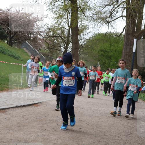 25.04.2026 - Das Zehntel Zöllner http://msf.ph/oto/9584435 25.04.2026 10:47:10 Laufen 6282 meine-sportfotos.de