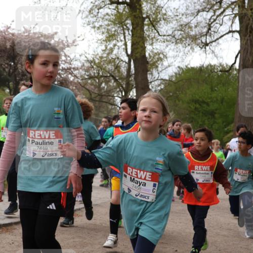 25.04.2026 - Das Zehntel Zöllner http://msf.ph/oto/9584440 25.04.2026 10:47:14 Laufen 7449, 7458, 7348, 5172 meine-sportfotos.de