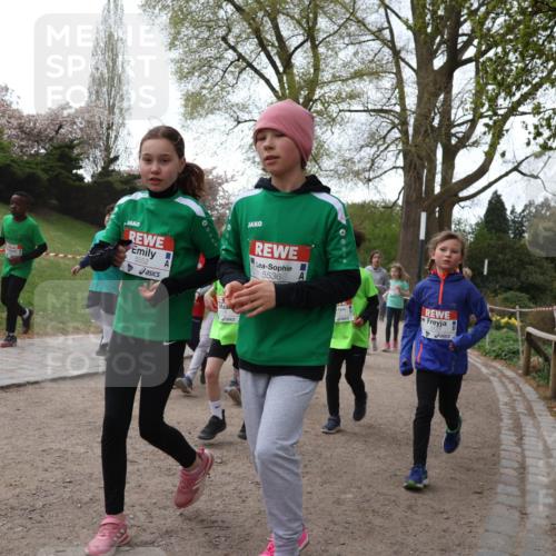 25.04.2026 - Das Zehntel Zöllner http://msf.ph/oto/9584450 25.04.2026 10:47:20 Laufen 5552, 5536 meine-sportfotos.de