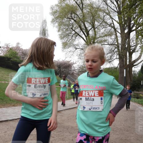 25.04.2026 - Das Zehntel Zöllner http://msf.ph/oto/9584460 25.04.2026 10:47:25 Laufen 5985, 5971 meine-sportfotos.de