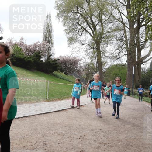 25.04.2026 - Das Zehntel Zöllner http://msf.ph/oto/9584679 25.04.2026 10:49:18 Laufen 5 meine-sportfotos.de