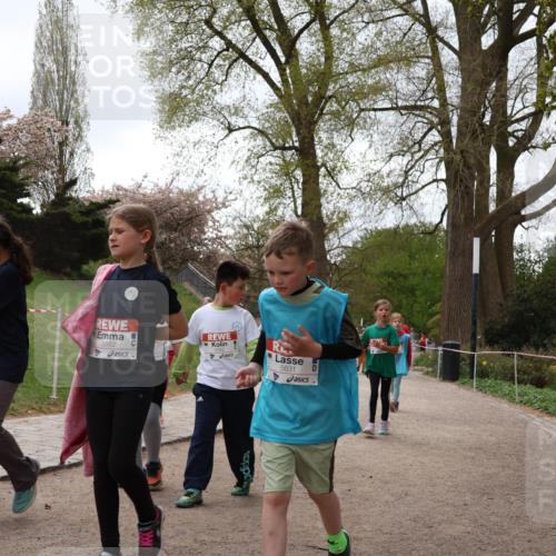 25.04.2026 - Das Zehntel Zöllner http://msf.ph/oto/9584691 25.04.2026 10:49:26 Laufen 5562, 5631 meine-sportfotos.de