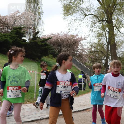 25.04.2026 - Das Zehntel Zöllner http://msf.ph/oto/9584705 25.04.2026 10:49:42 Laufen 7476, 7264, 7263, 5602, 5199 meine-sportfotos.de