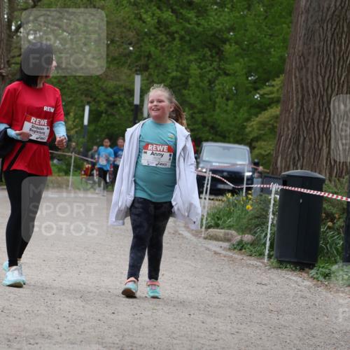 25.04.2026 - Das Zehntel Zöllner http://msf.ph/oto/9584776 25.04.2026 10:51:38 Laufen 7626 meine-sportfotos.de