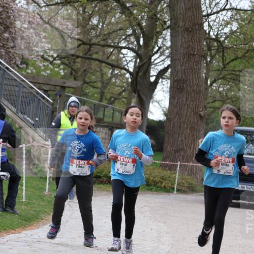 25.04.2026 - Das Zehntel Zöllner http://msf.ph/oto/9584784 25.04.2026 10:51:52 Laufen 20, 10, 6863, 20, 6841, 5470 meine-sportfotos.de