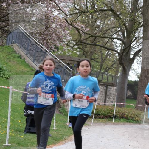 25.04.2026 - Das Zehntel Zöllner http://msf.ph/oto/9584786 25.04.2026 10:51:53 Laufen 20, 6835, 6863, 20, 6841, 10, 5470 meine-sportfotos.de