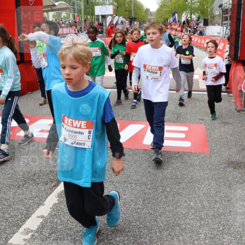 25.04.2026 - Das Zehntel Strokosch-Dieckow http://msf.ph/oto/9585049 25.04.2026 10:58:48 Ziel 5071, 5372, 5395, 5404, 5535, 5537, 5539, 5543, 5554, 5665, 5816, 5973, 6171, 6411, 6458, 6614, 6640, 6708, 6715, 6749, 6947, 7037, 7242, 7322, 7375, 7392, 7694, 7796, 7895, 7906, 7942, 8002, 8005, 5071, 5372, 5395, 5404, 5535, 5537, 5539, 5543, 5554, 5665, 5816, 5973, 6171, 6411, 6458, 6614, 6640, 6708, 6715, 6749, 6947, 7037, 7242, 7322, 7375, 7392, 7694, 7796, 7895, 7906, 7942, 8002, 8005 meine-sportfotos.de