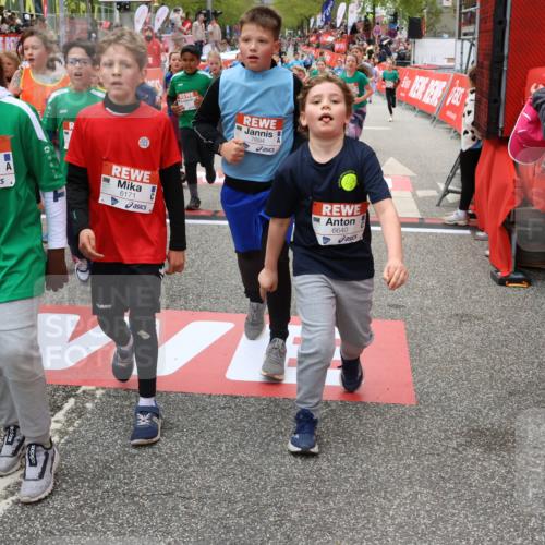 25.04.2026 - Das Zehntel Strokosch-Dieckow http://msf.ph/oto/9585063 25.04.2026 10:58:49 Ziel 5071, 5372, 5395, 5404, 5476, 5535, 5539, 5543, 5554, 5665, 5973, 6171, 6331, 6408, 6411, 6458, 6640, 6708, 6715, 6749, 7037, 7242, 7322, 7375, 7392, 7694, 7895, 7906, 7931, 7942, 7945, 8002, 8005, 5071, 5372, 5395, 5404, 5476, 5535, 5539, 5543, 5554, 5665, 5973, 6171, 6331, 6408, 6411, 6458, 6640, 6708, 6715, 6749, 7037, 7242, 7322, 7375, 7392, 7694, 7895, 7906, 7931, 7942, 7945, 8002, 8005 meine-sportfotos.de