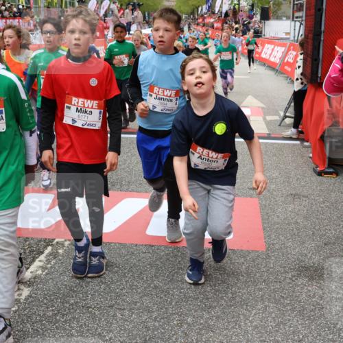 25.04.2026 - Das Zehntel Strokosch-Dieckow http://msf.ph/oto/9585077 25.04.2026 10:58:49 Ziel 5071, 5372, 5395, 5404, 5476, 5535, 5539, 5543, 5554, 5665, 5973, 6171, 6331, 6408, 6411, 6458, 6640, 6708, 6715, 6749, 7037, 7242, 7322, 7375, 7392, 7694, 7895, 7906, 7931, 7942, 7945, 8002, 8005, 5071, 5372, 5395, 5404, 5476, 5535, 5539, 5543, 5554, 5665, 5973, 6171, 6331, 6408, 6411, 6458, 6640, 6708, 6715, 6749, 7037, 7242, 7322, 7375, 7392, 7694, 7895, 7906, 7931, 7942, 7945, 8002, 8005 meine-sportfotos.de