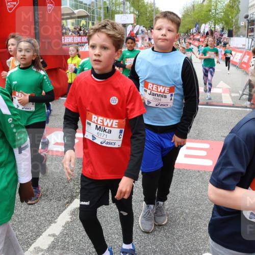 25.04.2026 - Das Zehntel Strokosch-Dieckow http://msf.ph/oto/9585098 25.04.2026 10:58:50 Ziel 5071, 5372, 5395, 5404, 5476, 5535, 5539, 5543, 5554, 5665, 5973, 6331, 6408, 6458, 6640, 6708, 6715, 7242, 7322, 7375, 7392, 7694, 7931, 7942, 7945, 8002, 8005, 5071, 5372, 5395, 5404, 5476, 5535, 5539, 5543, 5554, 5665, 5973, 6331, 6408, 6458, 6640, 6708, 6715, 7242, 7322, 7375, 7392, 7694, 7931, 7942, 7945, 8002, 8005 meine-sportfotos.de