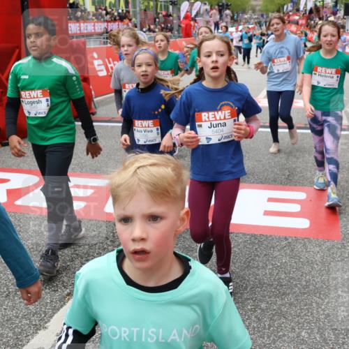 25.04.2026 - Das Zehntel Strokosch-Dieckow http://msf.ph/oto/9585140 25.04.2026 10:58:52 Ziel 5168, 5372, 5395, 5404, 5476, 5535, 5539, 5543, 5554, 5973, 6331, 6408, 6458, 6603, 6640, 6708, 6848, 6892, 7322, 7375, 7392, 7694, 7931, 7942, 7945, 8002, 8005, 8070, 5168, 5372, 5395, 5404, 5476, 5535, 5539, 5543, 5554, 5973, 6331, 6408, 6458, 6603, 6640, 6708, 6848, 6892, 7322, 7375, 7392, 7694, 7931, 7942, 7945, 8002, 8005, 8070 meine-sportfotos.de