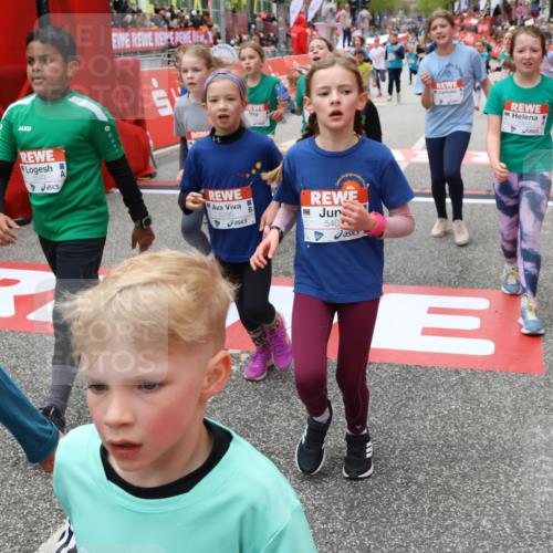 25.04.2026 - Das Zehntel Strokosch-Dieckow http://msf.ph/oto/9585147 25.04.2026 10:58:52 Ziel 5168, 5372, 5395, 5404, 5476, 5535, 5539, 5543, 5554, 5973, 6331, 6408, 6458, 6603, 6640, 6708, 6848, 6892, 7322, 7375, 7392, 7694, 7931, 7942, 7945, 8002, 8005, 8070, 5168, 5372, 5395, 5404, 5476, 5535, 5539, 5543, 5554, 5973, 6331, 6408, 6458, 6603, 6640, 6708, 6848, 6892, 7322, 7375, 7392, 7694, 7931, 7942, 7945, 8002, 8005, 8070 meine-sportfotos.de