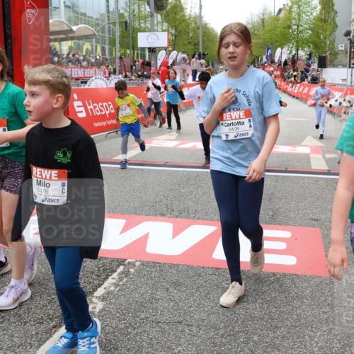 25.04.2026 - Das Zehntel Strokosch-Dieckow http://msf.ph/oto/9585187 25.04.2026 10:58:54 Ziel 5032, 5168, 5372, 5377, 5395, 5404, 5476, 5543, 5608, 5810, 5973, 6331, 6408, 6603, 6708, 6848, 6892, 6893, 7375, 7392, 7694, 7931, 7942, 7945, 8002, 8005, 8070, 5032, 5168, 5372, 5377, 5395, 5404, 5476, 5543, 5608, 5810, 5973, 6331, 6408, 6603, 6708, 6848, 6892, 6893, 7375, 7392, 7694, 7931, 7942, 7945, 8002, 8005, 8070 meine-sportfotos.de