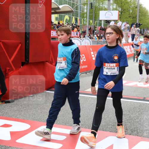 25.04.2026 - Das Zehntel Strokosch-Dieckow http://msf.ph/oto/9585212 25.04.2026 10:58:57 Ziel 5032, 5168, 5206, 5377, 5476, 5608, 5616, 5643, 5810, 6331, 6378, 6408, 6603, 6848, 6892, 6893, 6897, 7915, 7931, 7945, 8070, 5032, 5168, 5206, 5377, 5476, 5608, 5616, 5643, 5810, 6331, 6378, 6408, 6603, 6848, 6892, 6893, 6897, 7915, 7931, 7945, 8070 meine-sportfotos.de