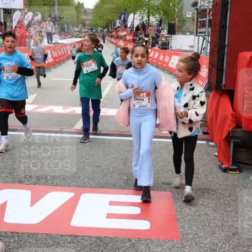 25.04.2026 - Das Zehntel Strokosch-Dieckow http://msf.ph/oto/9585243 25.04.2026 10:58:58 Ziel 5032, 5168, 5206, 5377, 5608, 5616, 5643, 5810, 6378, 6603, 6662, 6837, 6848, 6892, 6893, 6897, 7915, 8070, 5032, 5168, 5206, 5377, 5608, 5616, 5643, 5810, 6378, 6603, 6662, 6837, 6848, 6892, 6893, 6897, 7915, 8070 meine-sportfotos.de
