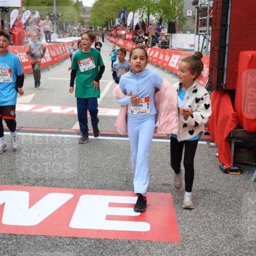 25.04.2026 - Das Zehntel Strokosch-Dieckow http://msf.ph/oto/9585261 25.04.2026 10:58:59 Ziel 5032, 5168, 5206, 5377, 5608, 5616, 5643, 5810, 6378, 6574, 6603, 6662, 6678, 6837, 6848, 6892, 6893, 6897, 7680, 7915, 8070, 5032, 5168, 5206, 5377, 5608, 5616, 5643, 5810, 6378, 6574, 6603, 6662, 6678, 6837, 6848, 6892, 6893, 6897, 7680, 7915, 8070 meine-sportfotos.de