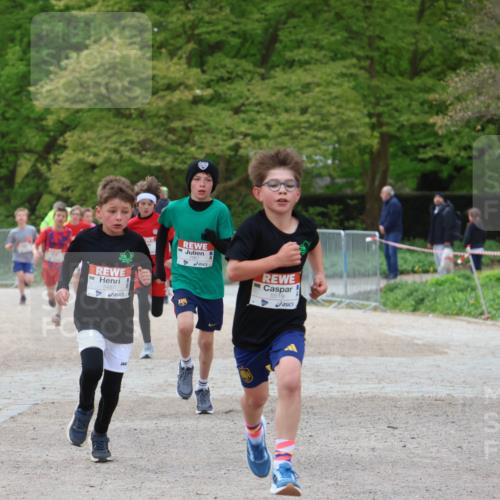 25.04.2026 - Das Zehntel Zöllner http://msf.ph/oto/9594186 25.04.2026 10:37:25 Laufen 5487, 5519 meine-sportfotos.de