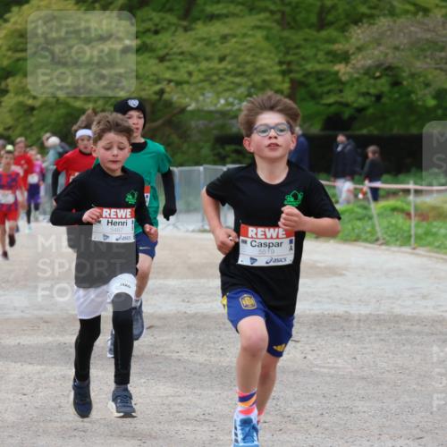 25.04.2026 - Das Zehntel Zöllner http://msf.ph/oto/9594190 25.04.2026 10:37:26 Laufen 5487, 5519 meine-sportfotos.de