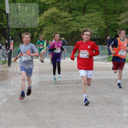 25.04.2026 - Das Zehntel Zöllner http://msf.ph/oto/9594217 25.04.2026 10:37:38 Laufen 6158 meine-sportfotos.de