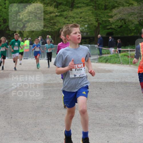 25.04.2026 - Das Zehntel Zöllner http://msf.ph/oto/9594224 25.04.2026 10:37:40 Laufen 6726, 7412, 12 meine-sportfotos.de