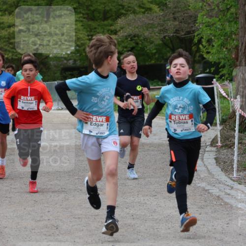 25.04.2026 - Das Zehntel Zöllner http://msf.ph/oto/9594288 25.04.2026 10:38:01 Laufen 6225, 20, 6889, 12, 6956, 10 meine-sportfotos.de