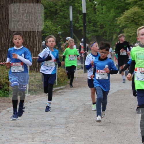 25.04.2026 - Das Zehntel Zöllner http://msf.ph/oto/9594300 25.04.2026 10:38:05 Laufen 6329, 7709, 32, 6324, 7159 meine-sportfotos.de