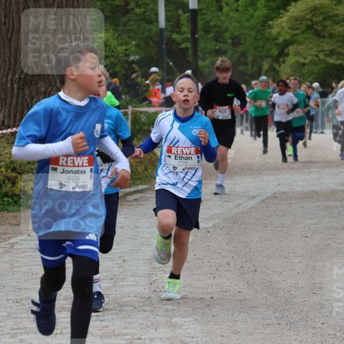 25.04.2026 - Das Zehntel Zöllner http://msf.ph/oto/9594306 25.04.2026 10:38:06 Laufen 7726, 6329, 6324 meine-sportfotos.de