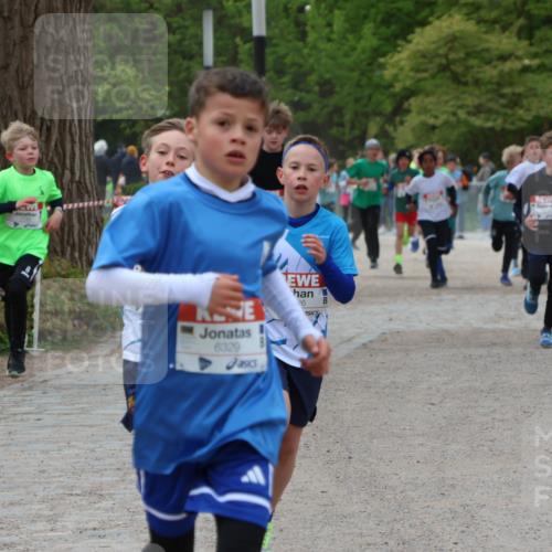 25.04.2026 - Das Zehntel Zöllner http://msf.ph/oto/9594310 25.04.2026 10:38:07 Laufen 6329, 26 meine-sportfotos.de
