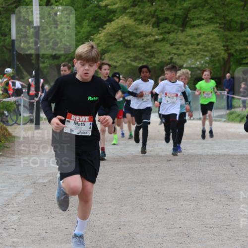 25.04.2026 - Das Zehntel Zöllner http://msf.ph/oto/9594324 25.04.2026 10:38:11 Laufen 5502, 5508 meine-sportfotos.de
