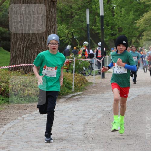 25.04.2026 - Das Zehntel Zöllner http://msf.ph/oto/9594352 25.04.2026 10:38:17 Laufen 8074, 6540, 6685 meine-sportfotos.de